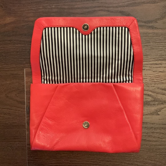 Kate spade clutch - Picture 2 of 4